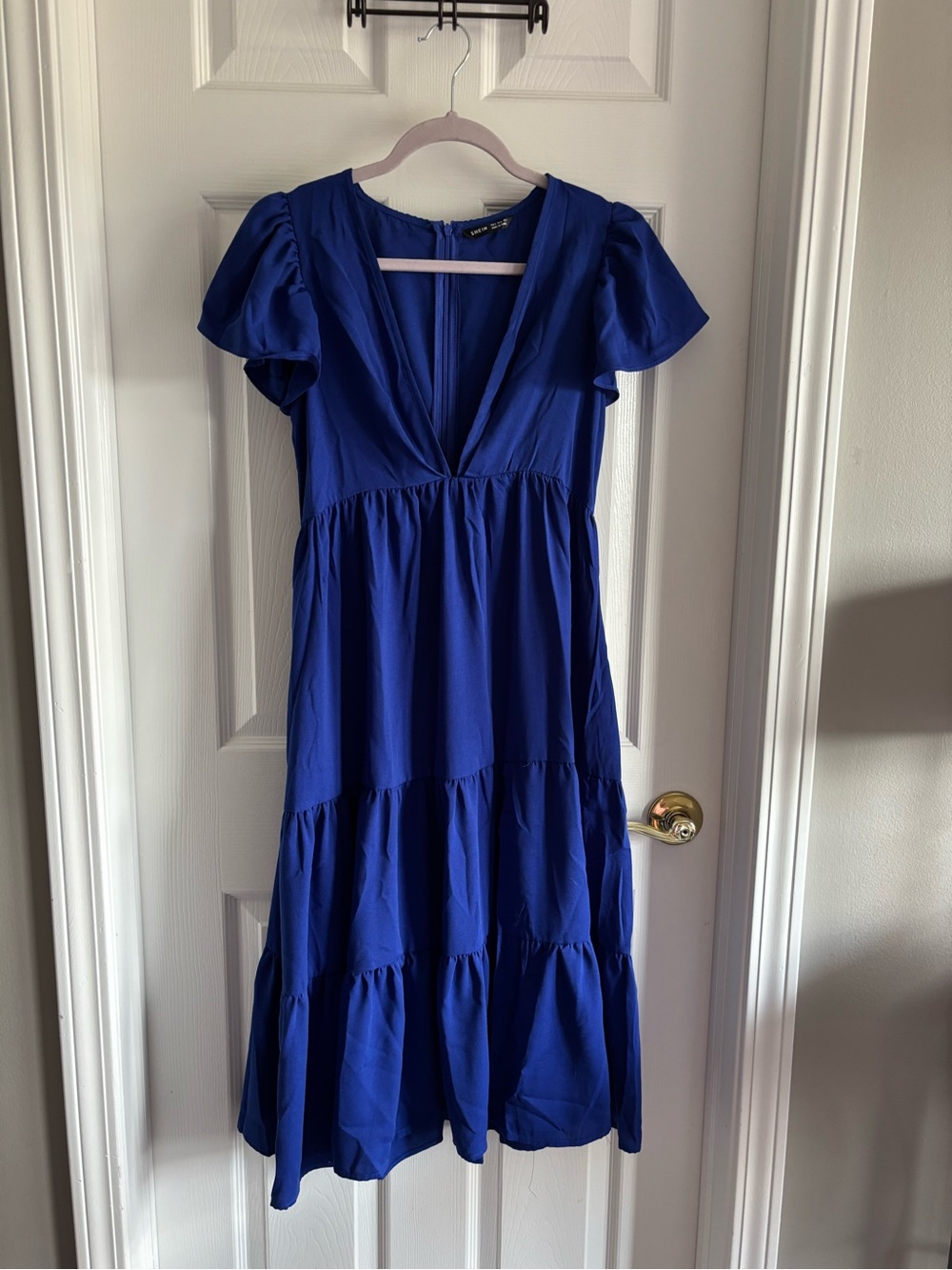 Women’s Blue Low-cut V-neck Midi Dress